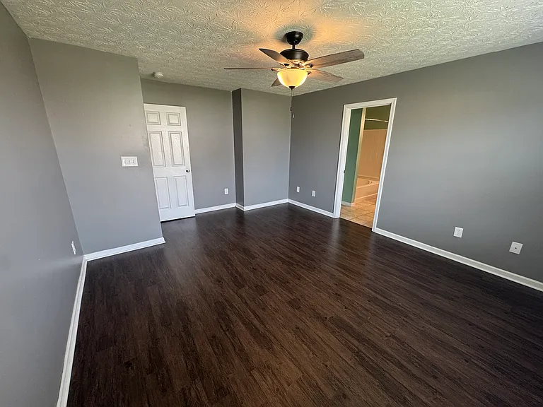2584 Shadowbrook Trce — Photo 27