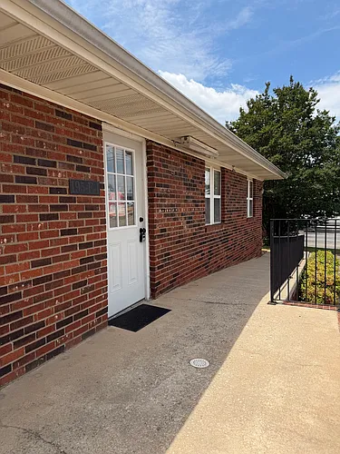 195 W Plaza Dr #E Photo 1
