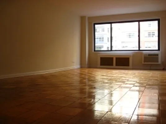 Rented by MNS | media 32