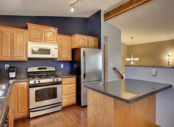 Newer Stainless appliances to enjoy as well.