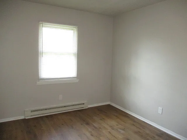 2 bed, 850 sqft, $825 — Photo 3