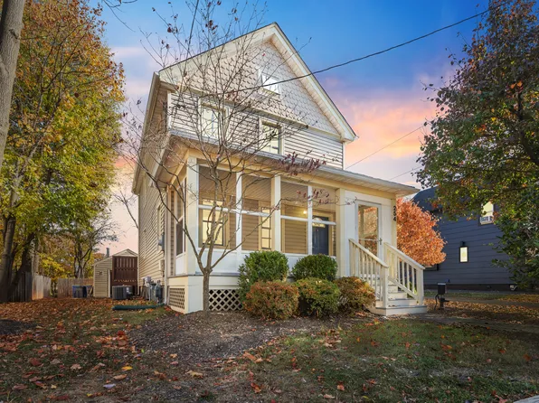 254 Grove St, Somerville, NJ 08876