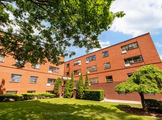 101 Coe Hill Dr #105, Toronto, ON M6S3E3