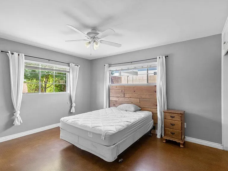 4320 E Clarendon Ave — Photo 16