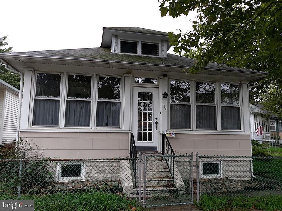 1st image of 114 S Brown St