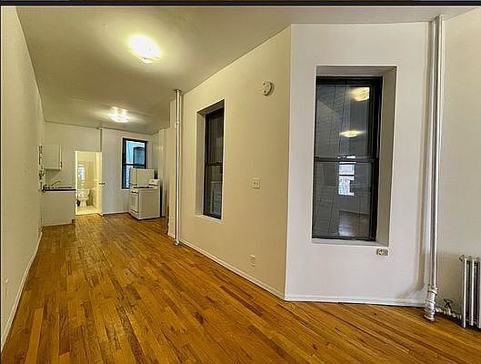 1st image of 180 E 101st St