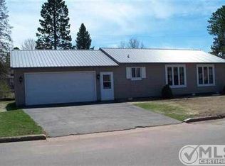 701 Garvey St, Ironwood, MI 49938