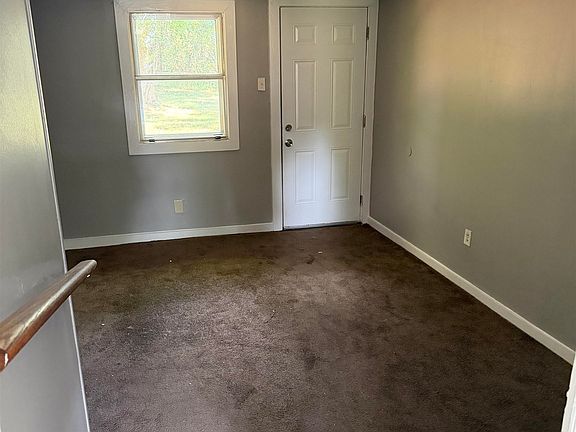 5th image of 3030 McCool Ave