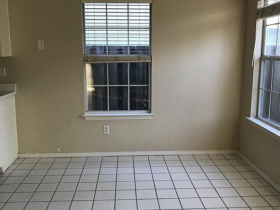 4th image of 212 Mirabelle Cir
