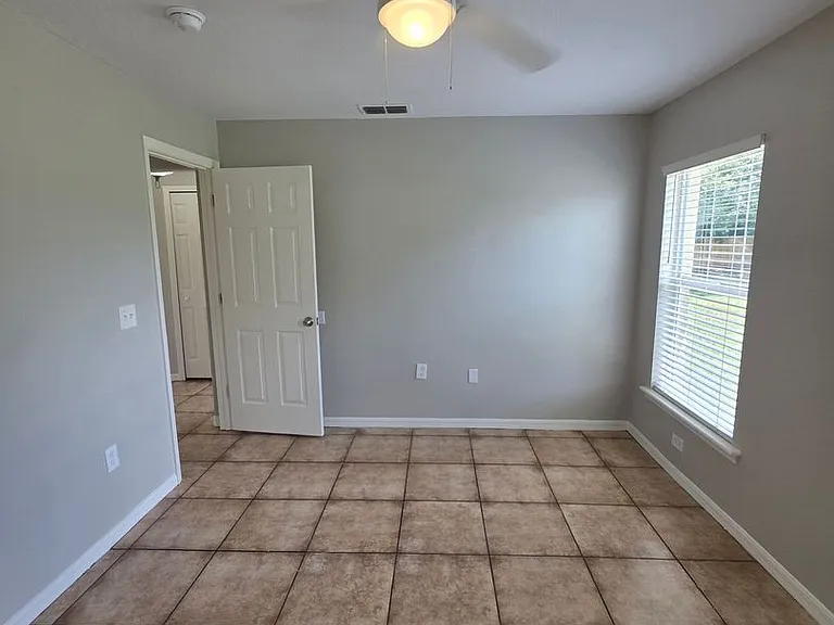 106 Herring Ln — Photo 18