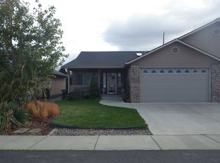 765 SE Magnoni Dr, College Place, WA 99324