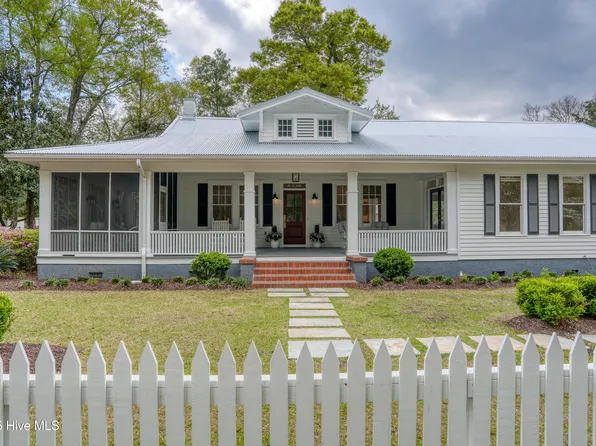 6336 Greenville Sound Rd, Wilmington, NC 28409