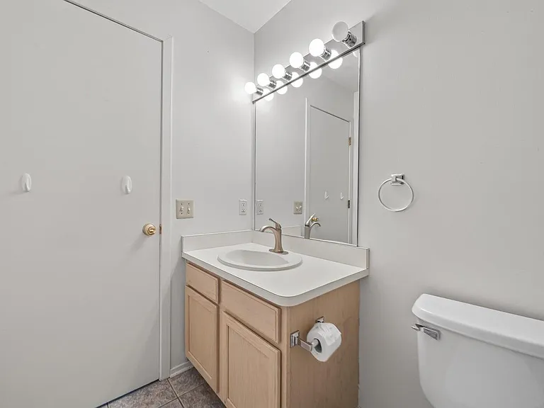 1696 Reserve Ct — Photo 30