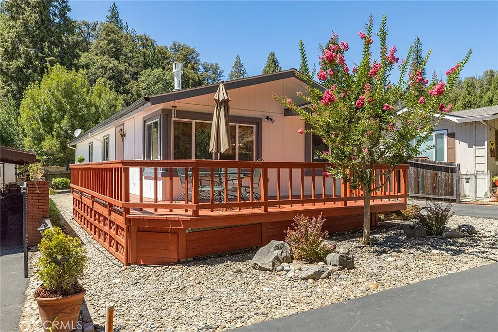 39737 Road 274 Space 45 photo 1