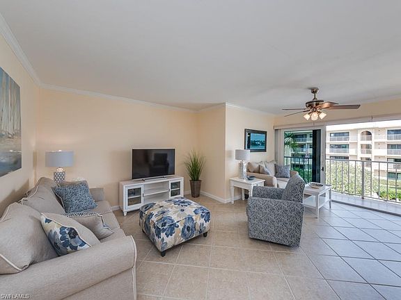 4th image of 3450 Gulf Shore Blvd N APT 314