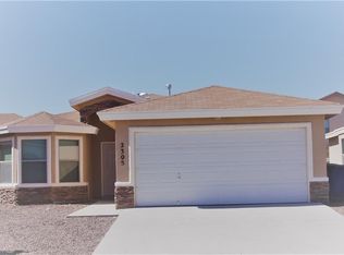 2305 E Bird Song St, El Paso, TX 79938