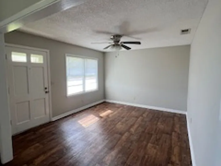 79 Rj Kennedy Rd — Photo 8