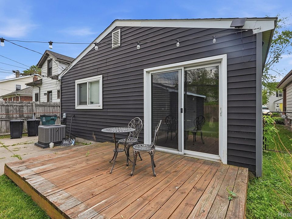 733 Camden St, photo 20