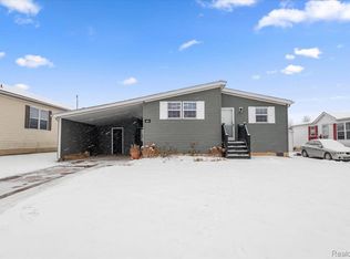2875 Verona Dr, Northville, MI 48167