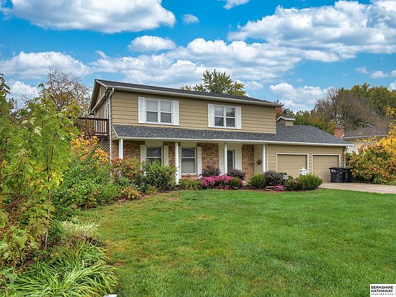 3rd image of 12442 Deer Hollow Dr