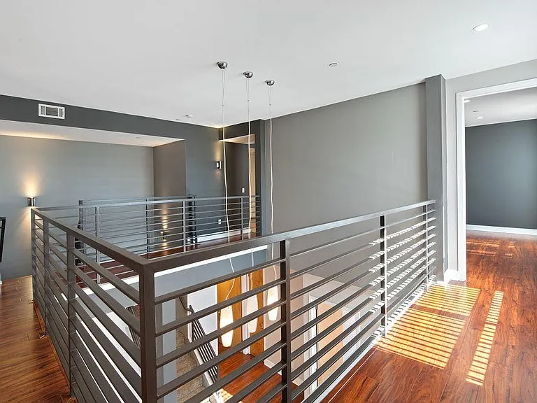 575 Elm Ave #18 — Photo 23