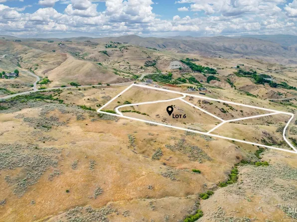 6 Chariot Way, Horseshoe Bend, ID 83629