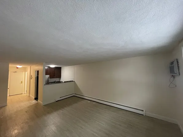 15 Whites Ave, Watertown, MA