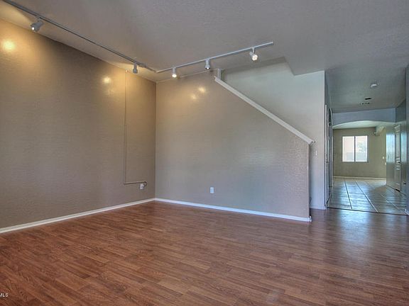 2nd image of 43615 W Oster Dr