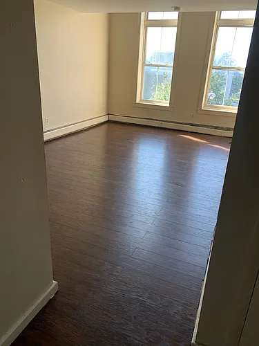 Floor plan 306