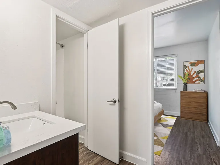 The Wexler Apartments — Photo 56