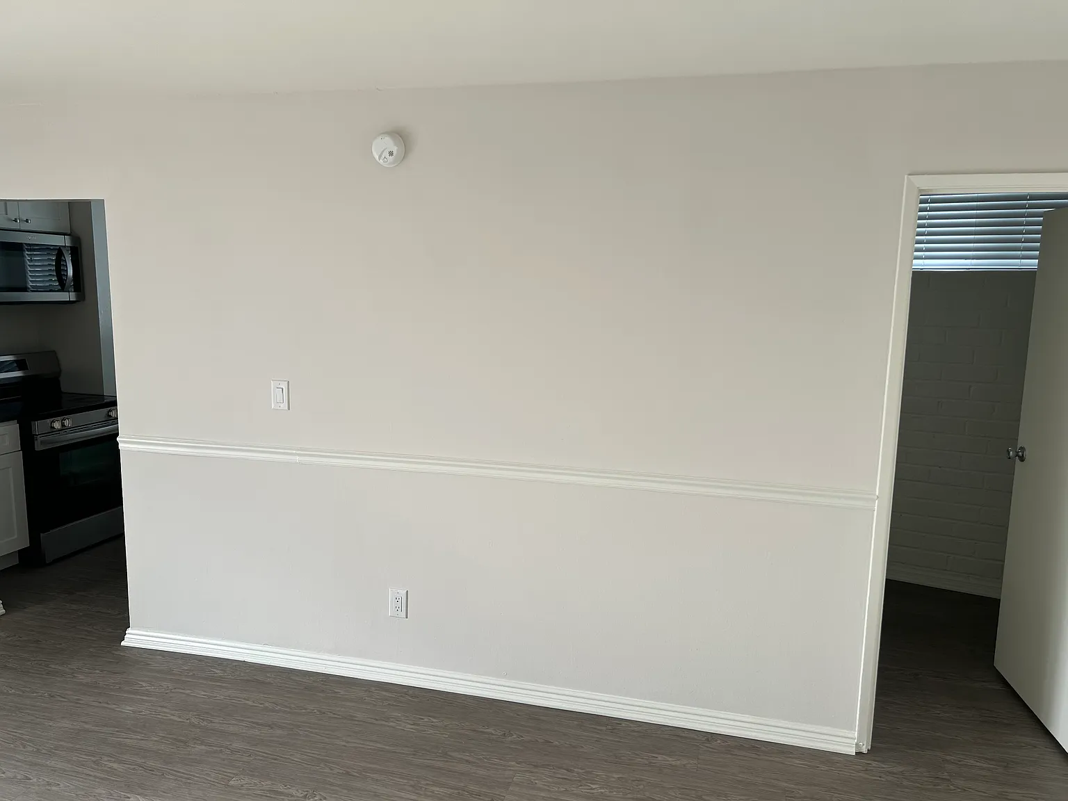 Hillside Apartments — Photo 4