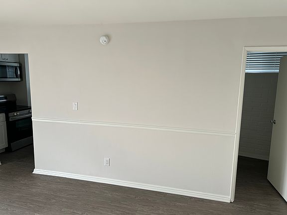 4th image of 7100 Hillside Ave #12890aea6
