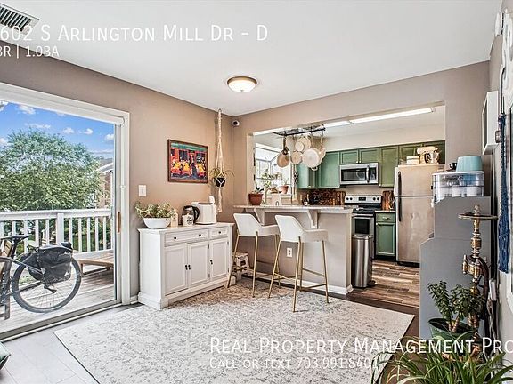 4th image of 2602 S Arlington Mill Dr APT D