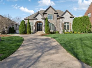 61 Harbor Cove Dr, Old Hickory, TN 37138