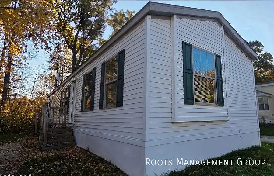 1st image of 2088 E Empire Ave #31