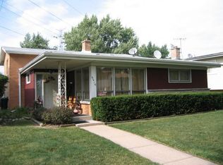 6616 Hazel St, Morton Grove, IL