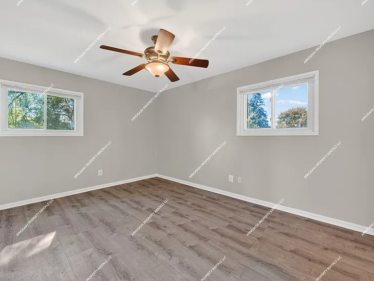 37863 Wendy Lee St — Photo 23
