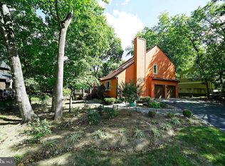 15239 Louis Mill Dr, Chantilly, VA 20151