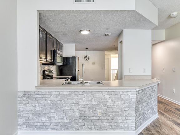 5th image of 3015 Aqua Vista Ln #19127