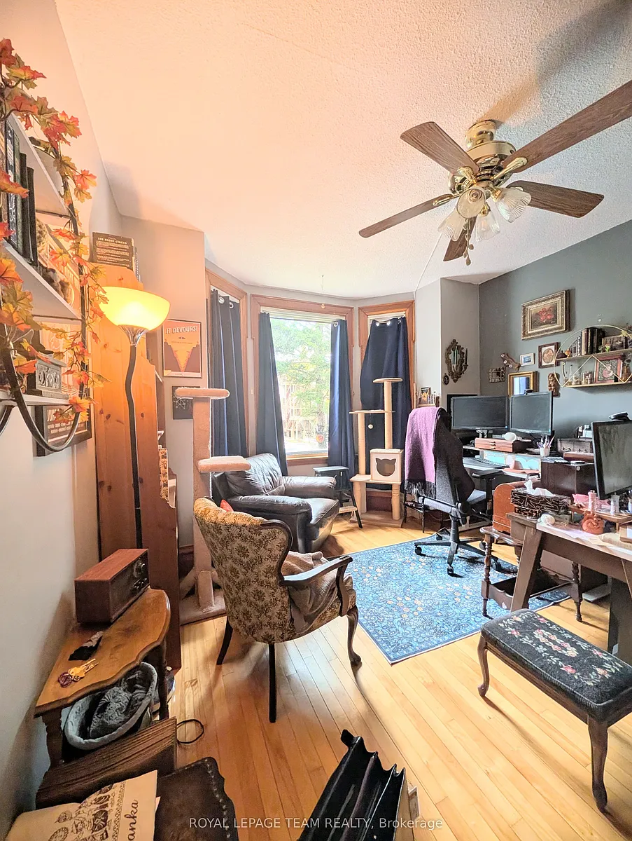 Photo 2 of 18 - 44 Spadina Ave #1 - Ottawa, ON Building Photo - 44 Spadina Ave #1