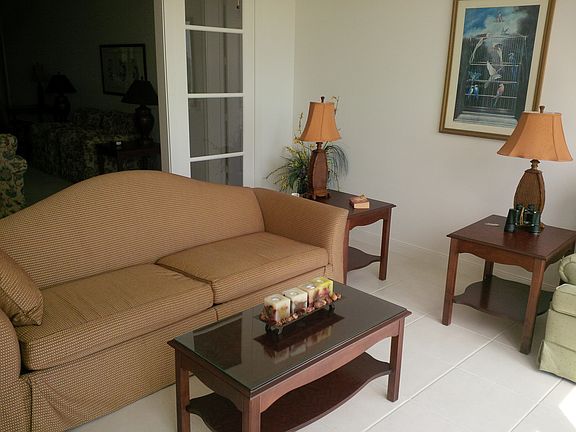 2nd image of 23 Harbour Isle Dr W Unit 203