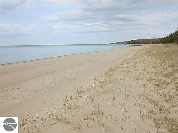 3rd image of O N O'Migisi Beach Road Leland