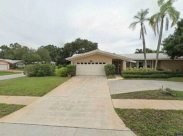 1st image of 13916 Bonnie Brae Dr