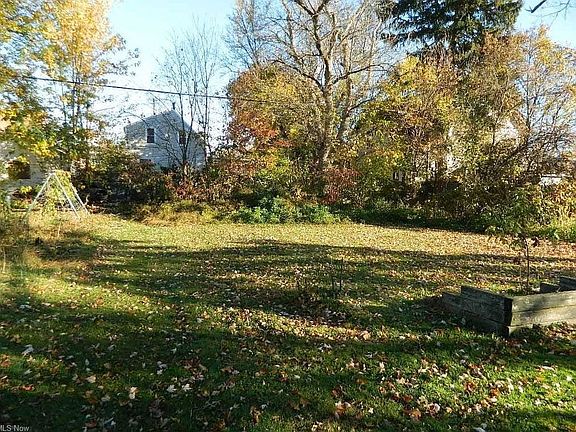 2nd image of 117 Courtland St