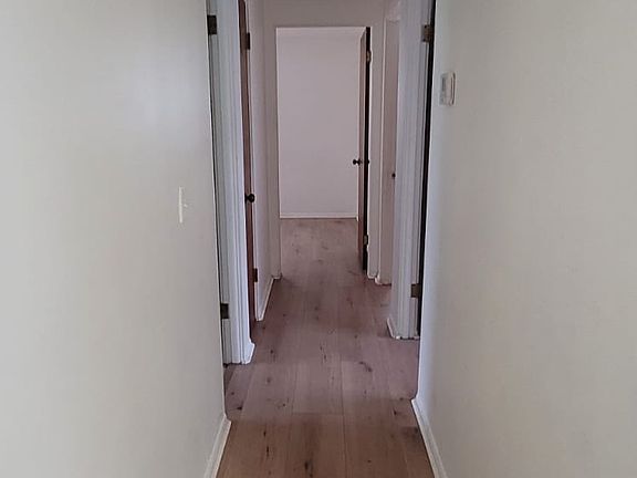 4th image of 124 6th Wahneta St W #2
