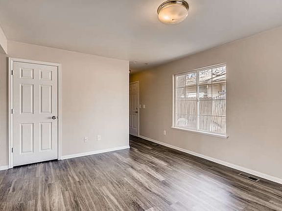 3rd image of 1731 Morningside Dr APT E