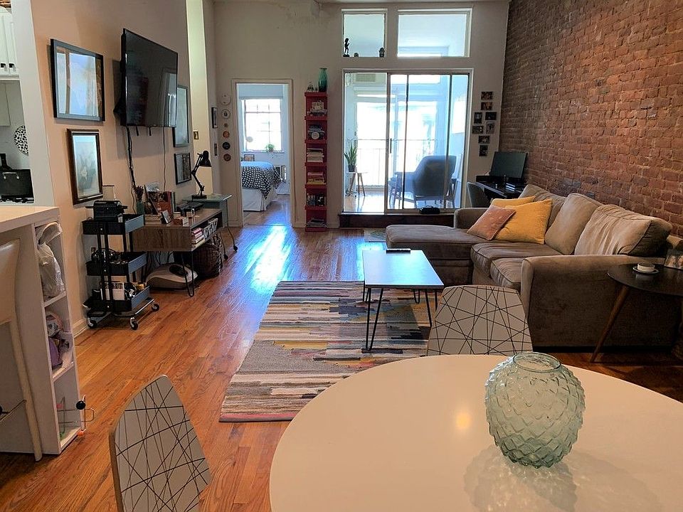 1st image of 23 W 82nd St APT 4A