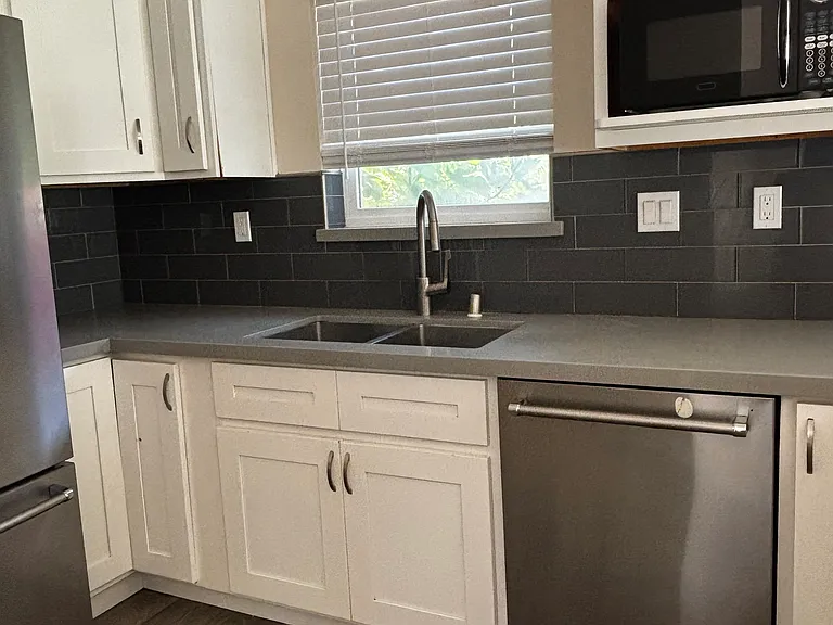 840 Civic Center Dr — Photo 13
