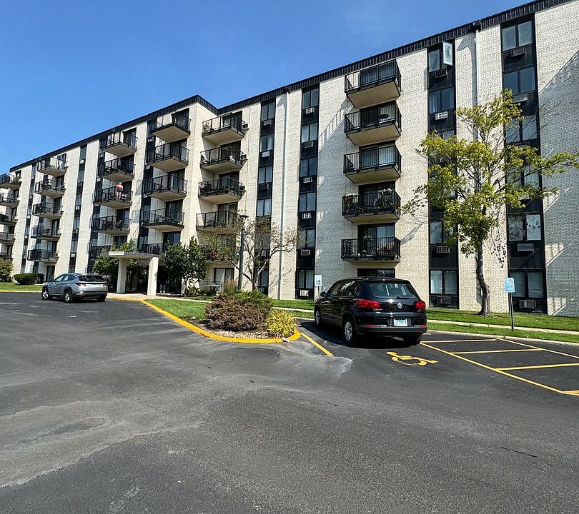 1st image of 9098 W Terrace Dr APT 4K