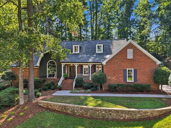 150 Clipper Bay Dr, Alpharetta, GA 30005